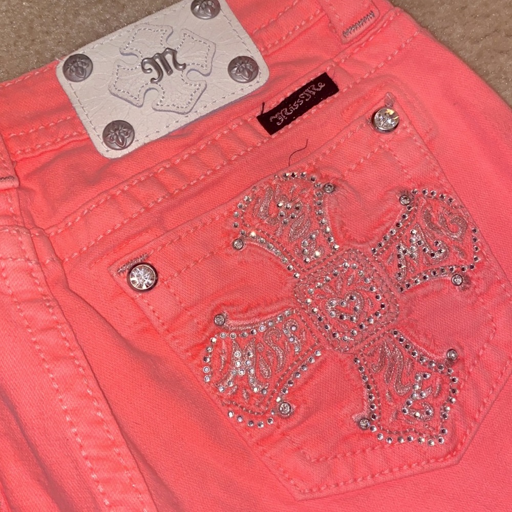 Miss Me brand size 27 coral shorts
